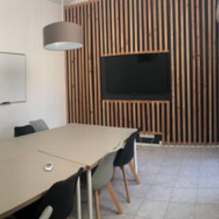 Bureau privé 15 m² 4 postes Coworking Rue du Lieutenant Parayre Aix-en-Provence 13290 - photo 4